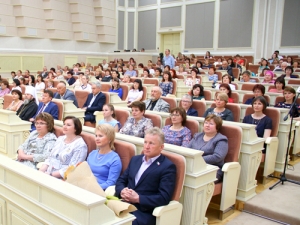 Торжественное заседание, посвященное 100-летию НБ УР и общероссийскому Дню библиотек