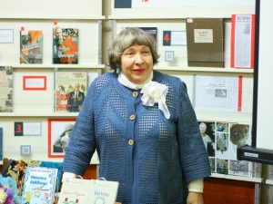 Встреча с поэтессой Ольгой Рассветовой в литературной гостиной «Книжная среда»